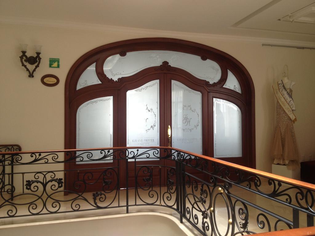 Grand Hotel Tepatitlan מראה חיצוני תמונה