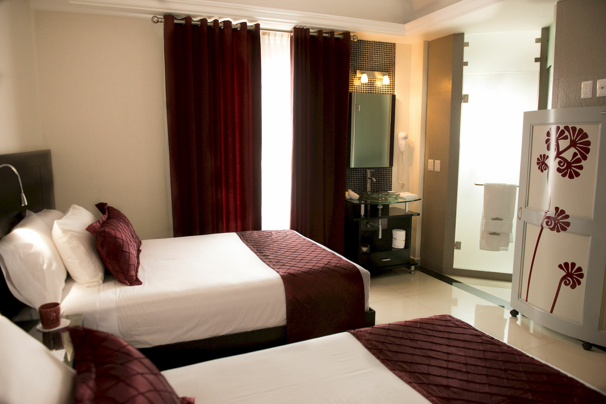 Grand Hotel Tepatitlan מראה חיצוני תמונה